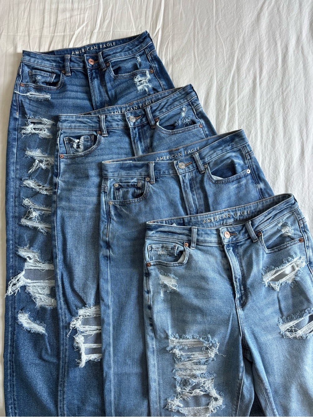 BUNDLE 4 American Eagle Mom Jeans 4R